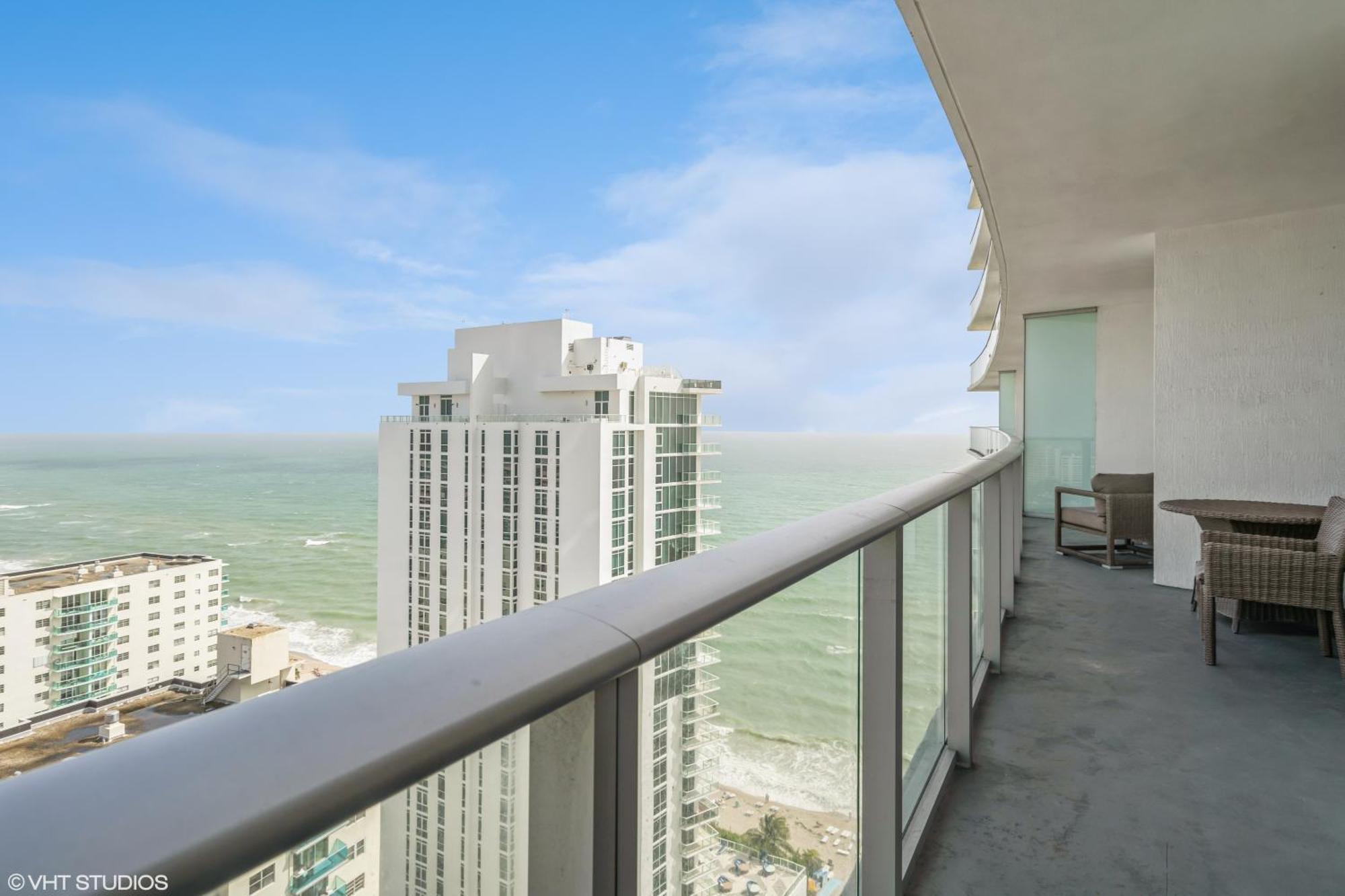 Lyfe Residence Building - Private Apts Over The Beach Hollywood Eksteriør bilde